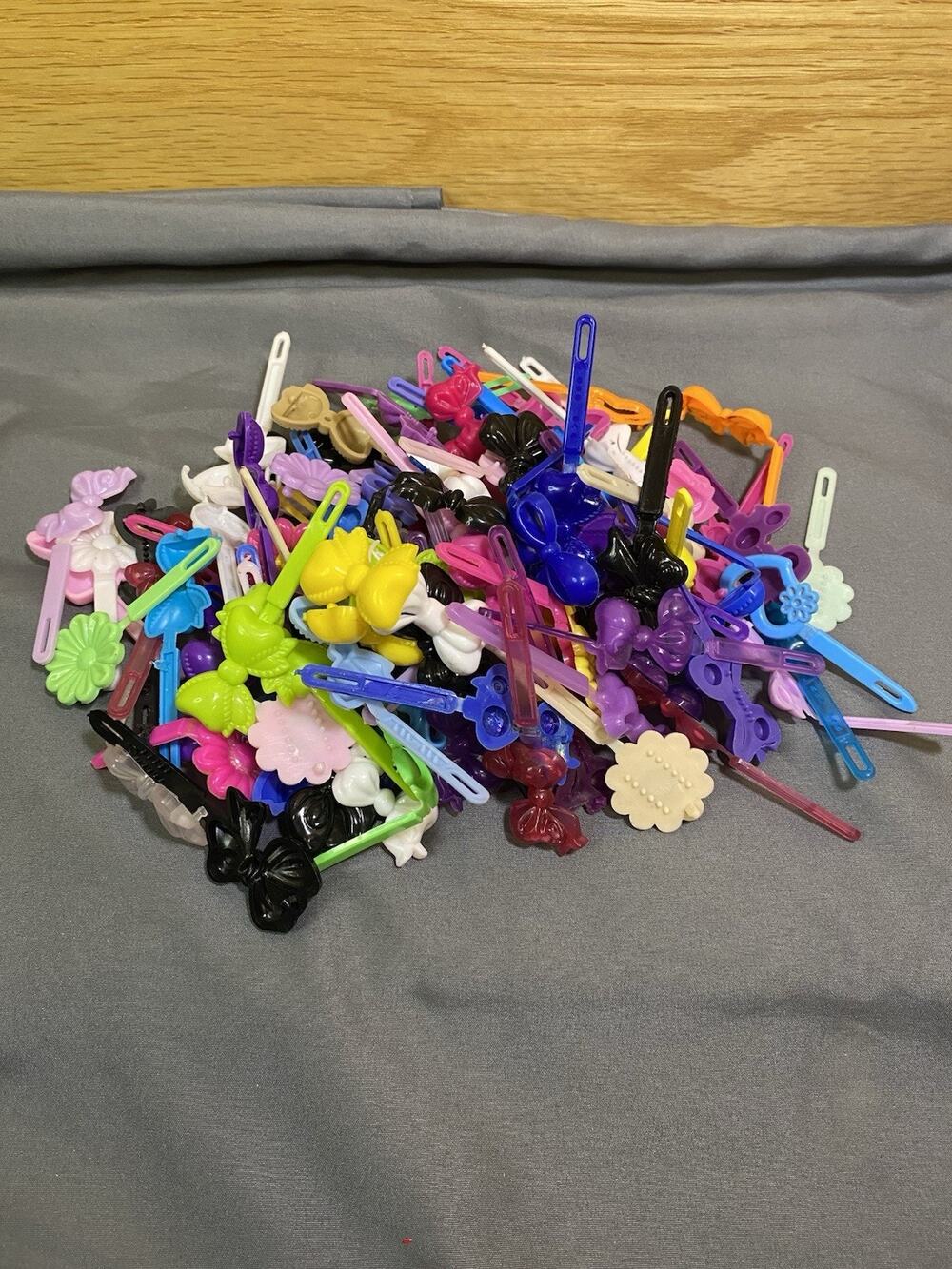 Vintage Plastic Hair Clips 80's 90's Barrettes Flowers Bows Lot of ~100
